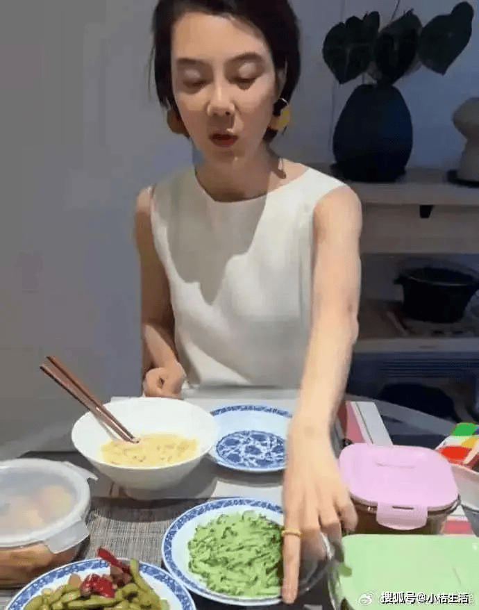 岁生日宴奢华与平淡的人生反差AG真人澳门百家家乐车晓43